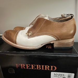 Freebird shoe